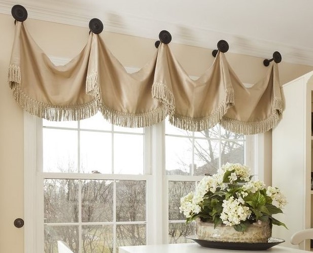 Valance hung from knobs kitchen (2)